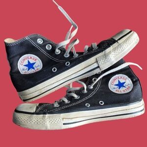 Vintage 90s Black Chuck Tayor All Star size 5